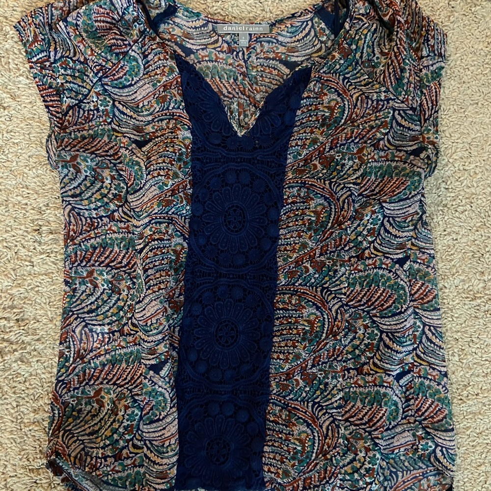 Daniel Rainn Boho chic top & cami, size S.
